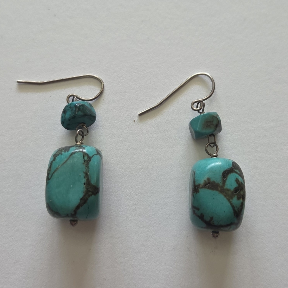 Turquoise Dangle Earrings - Picture 2 of 3
